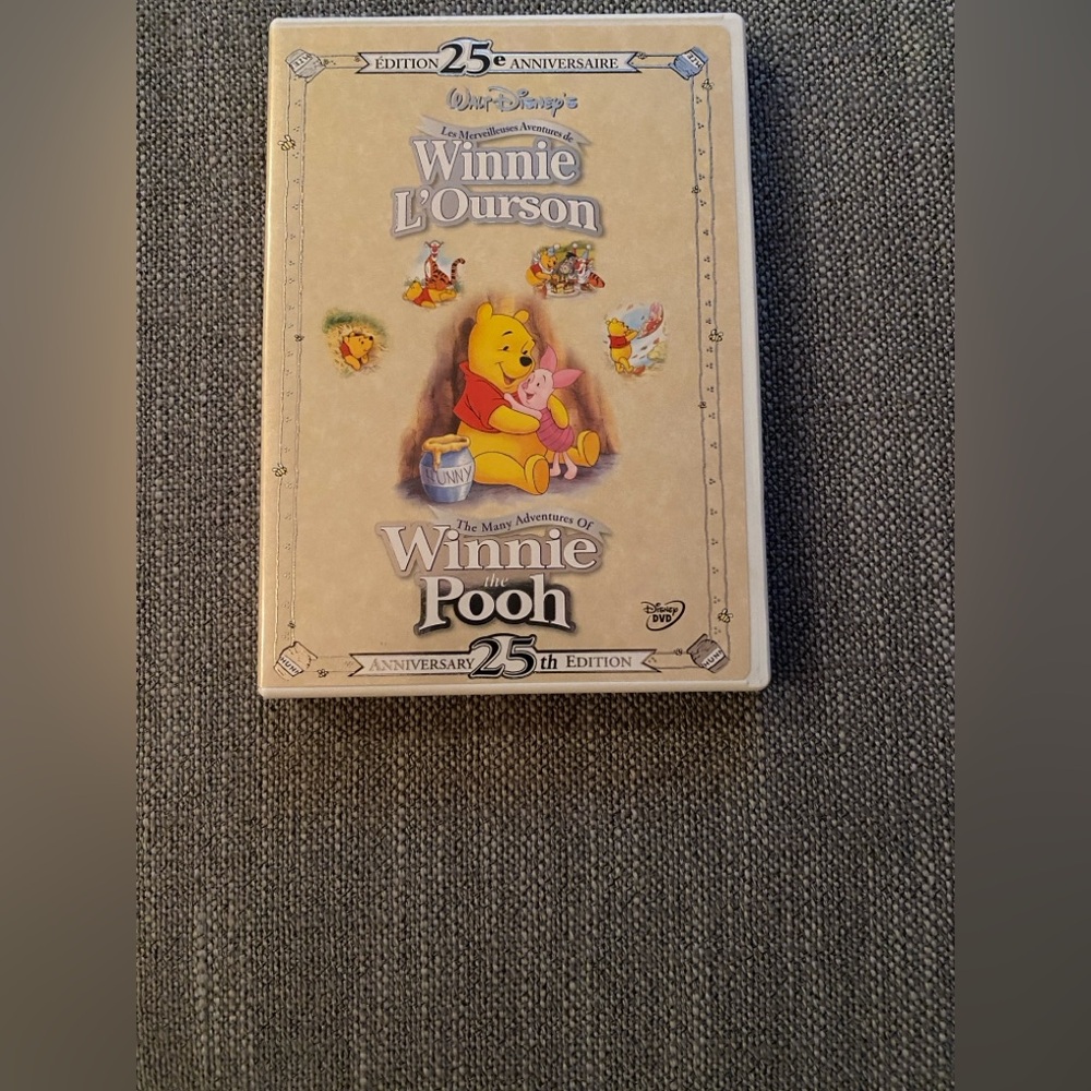 Disney Winnie the Pooh 25th Anniversary Edition